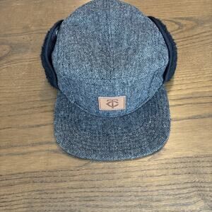 Minnesota Twins Hat Cap Snapback Gray Winter Trapper Lined Outdoors Ear Flaps